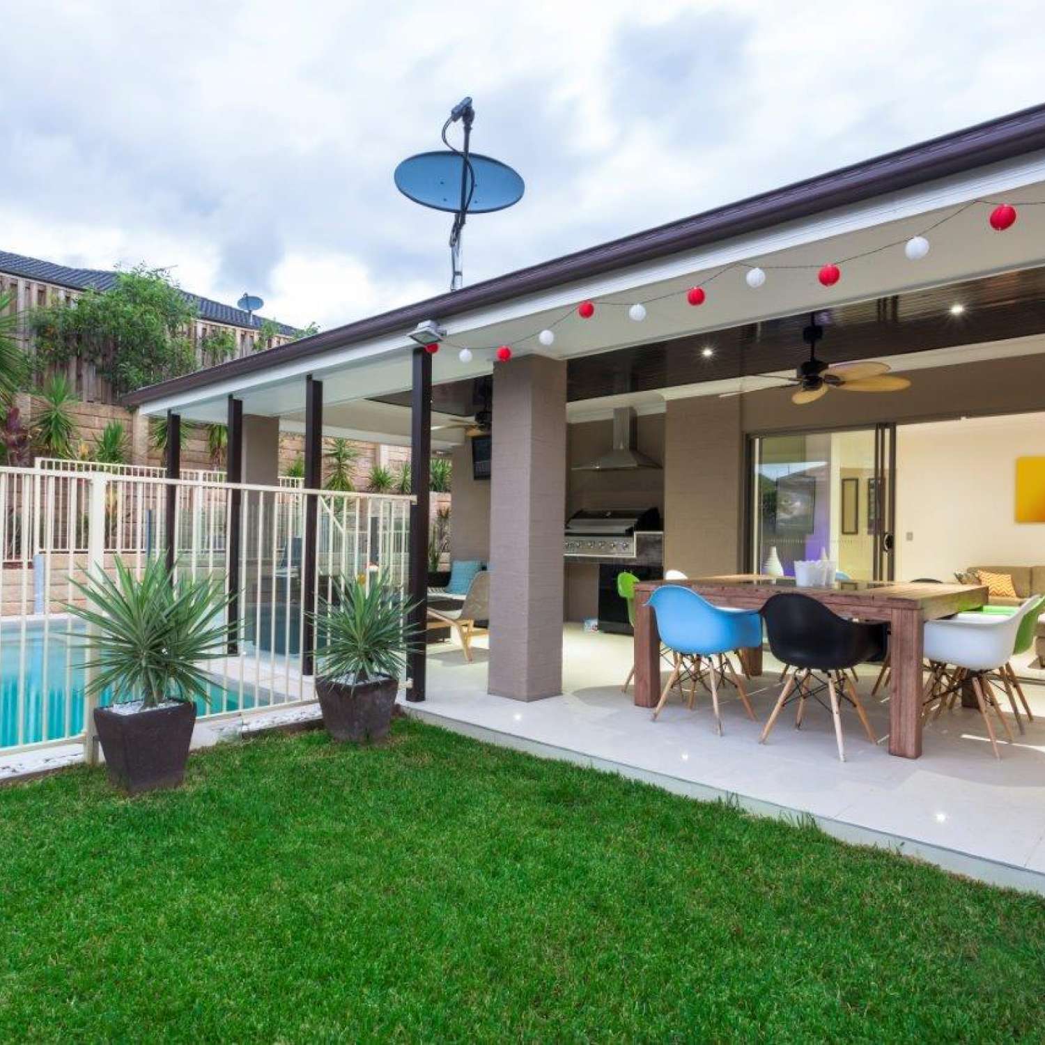 ÖZEL YAPIM BUNGALOW 'LAR - AKBÜK